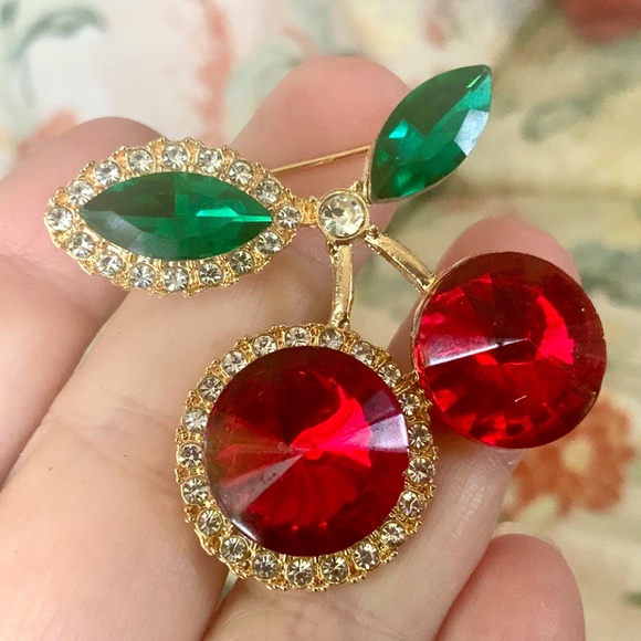 Mint cherry earrings and brooch brand new - Picture 2 of 2